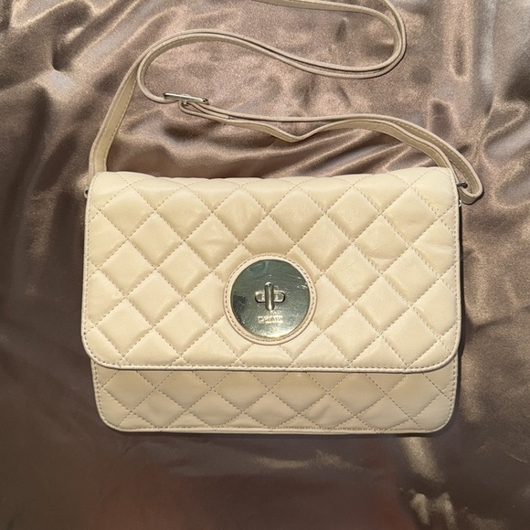 DKNY Donna Karan Cream Leather Quilted Bag Gold Hardware Detachable Strap - Picture 3 of 14